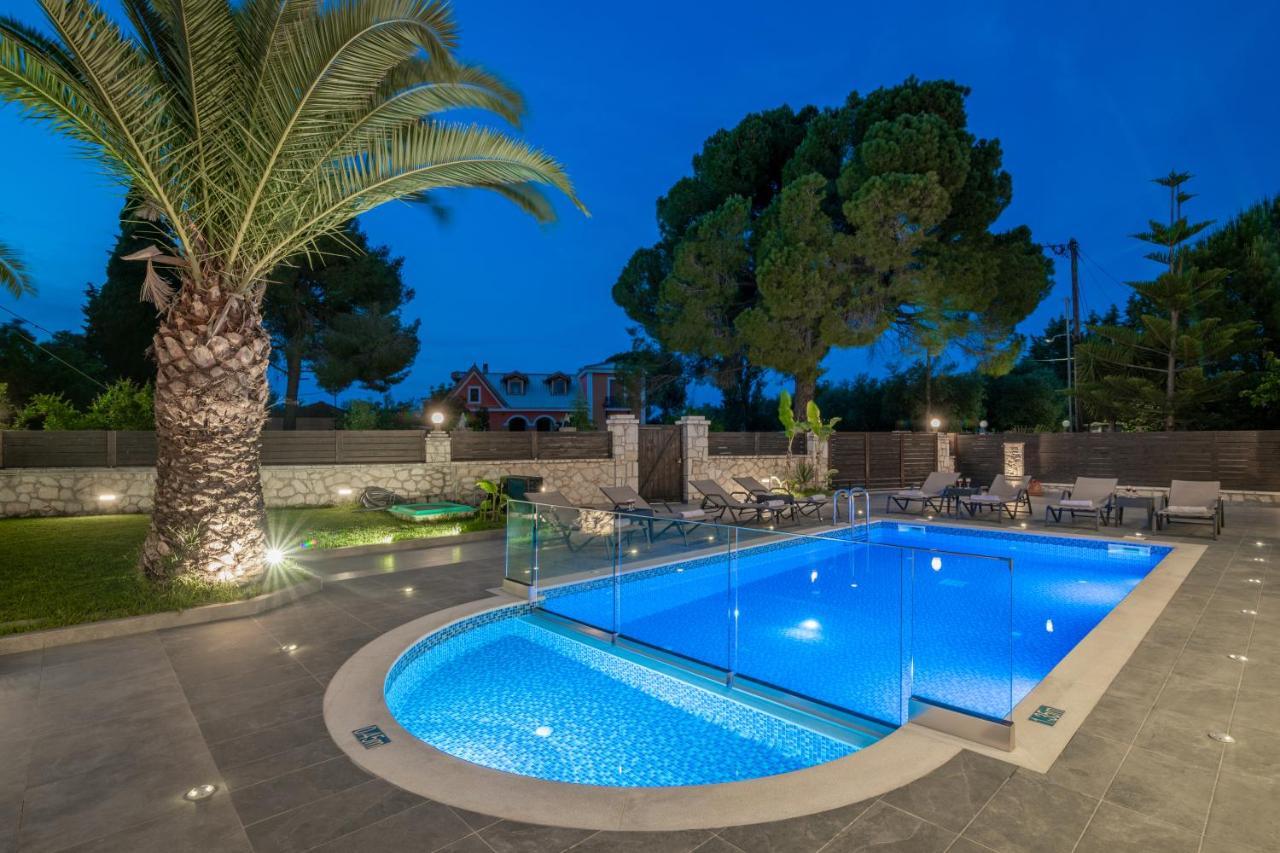 Luxury Villa Vanato & Pool Koukounariá Buitenkant foto
